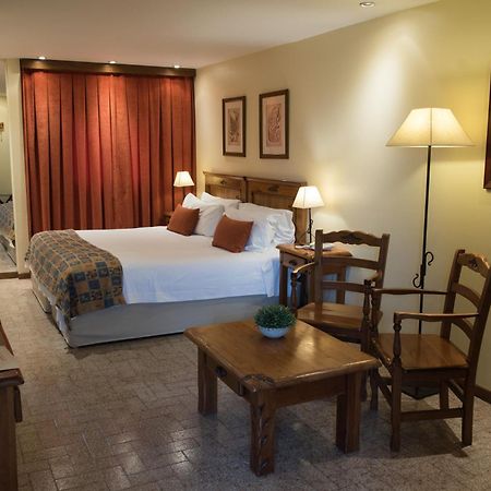 אושואיה Del Bosque Apart Hotel מראה חיצוני תמונה